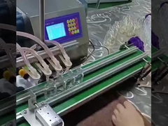 Automatische Füllmaschine mit Förderband